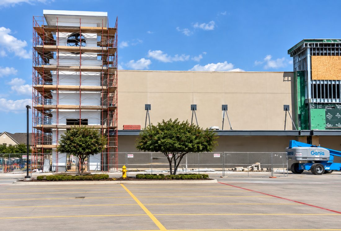 Stucco and EIFS exterior finish project 5 on a commercial building in Dallas-Fort Worth